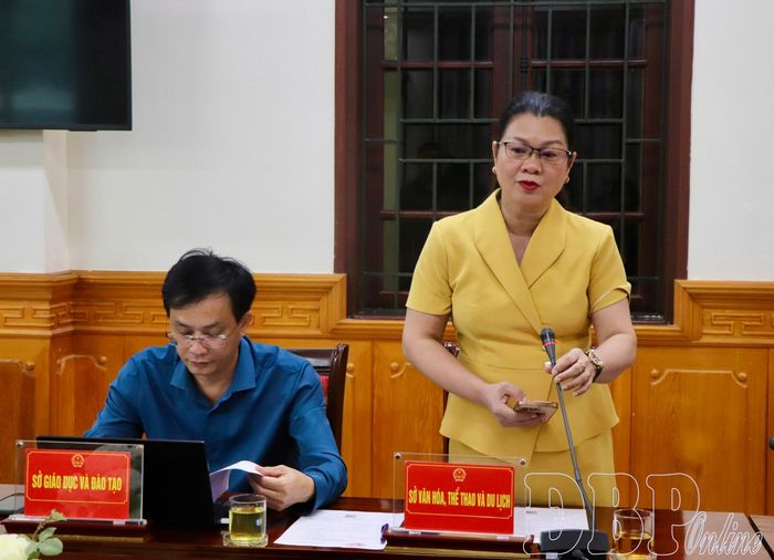 Lãnh đạo Sở Văn hóa, Thể thao và Du lịch tham gia ý kiến vào Luật phát triển công nghiệp văn hóa.