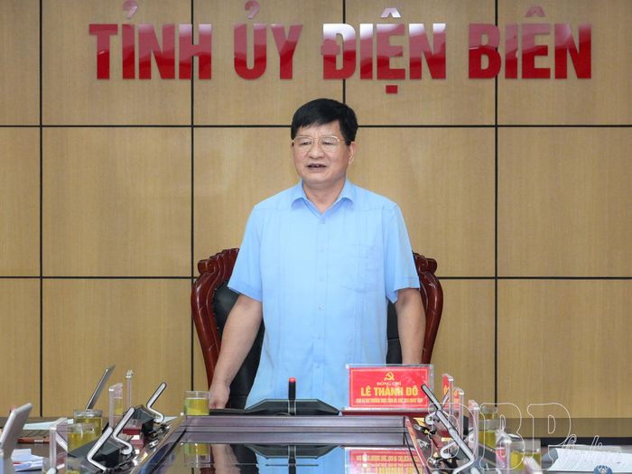 Phó Bí thư Thường trực Tỉnh ủy, Chủ tịch HĐND tỉnh Lê Thành Đô phát biểu kết luận tại buổi làm việc.