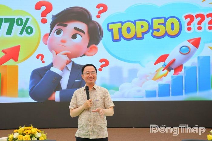 Diễn giả Nguyễn Quốc Nghi trình bày về xu hướng phát triển hệ sinh thái khởi nghiệp đổi mới sáng tạo.