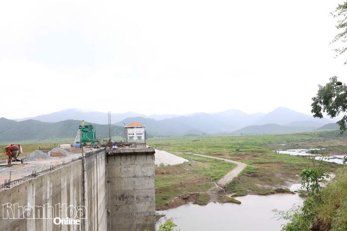 Hồ Sông Than nằm trong Dự án Quản lý tổng hợp môi trường nước khu vực Nam Khánh Hòa.