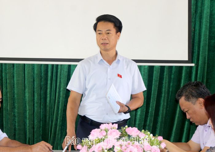 Đồng chí Hoàng Quốc Khánh - Phó Trưởng Đoàn đại biểu Quốc hội chuyên trách khóa XVI tỉnh kết luận tại buổi khảo sát. 