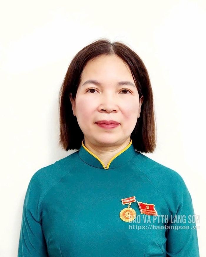 Bà Mai Thị Hồng Yến, Giám đốc Ngân hàng Thương mại Cổ phần Đầu tư và Phát triển Việt Nam Chi nhánh Lạng Sơn (BIDV Lạng Sơn)