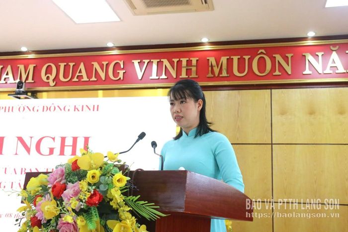 Tân Bí thư Chi bộ Trường Mầm non - Tiểu học Anh Việt School phát biểu nhận nhiệm vụ mới