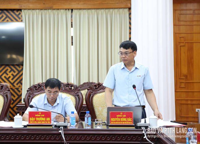 Lãnh đạo Báo và Phát thanh, Truyền hình Lạng Sơn phát biểu tại chương trình làm việc