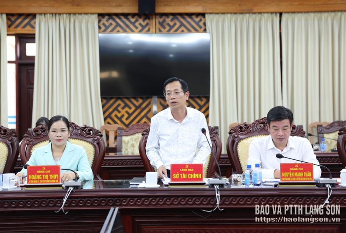 Lãnh đạo Sở Tài chính phát biểu tại chương trình làm việc