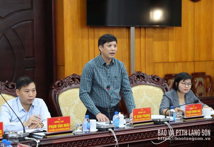 Lãnh đạo Đảng uỷ xã Xuân Dương phát biểu tại chương trình làm việc