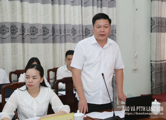 Lãnh đạo xã Thất Khê báo cáo tình hình phát triển kinh tế - xã hội trên địa bàn xã