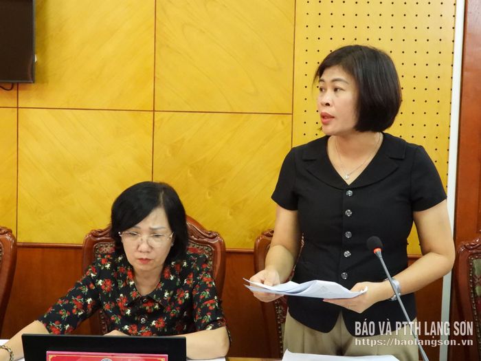 Lãnh đạo UBND phường Kỳ Lừa phát biểu thảo luận tại cuộc giám sát