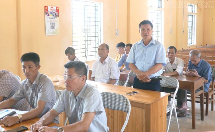 Người dân đưa ra những ý kiến còn băn khoăn khi triển khai Dự án đường sắt Lào Cai - Hà Nội - Hải Phòng.