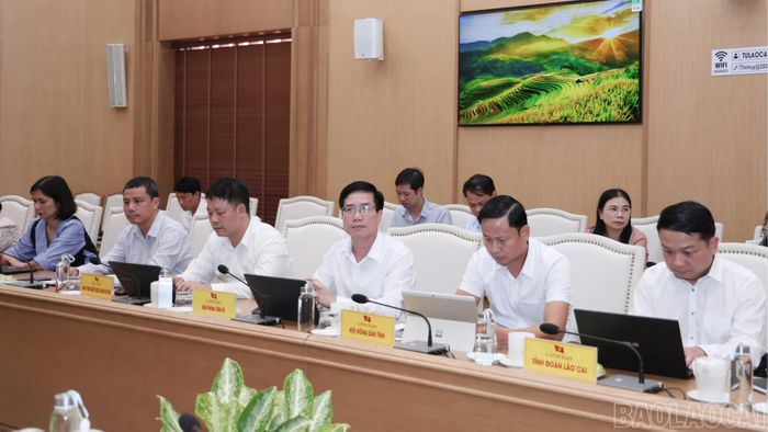 Đại biểu dự hội nghị.