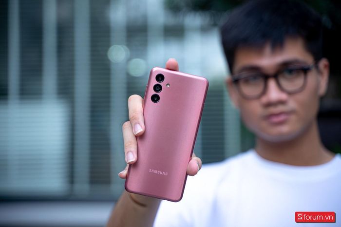 Thiết kế Galaxy A04s