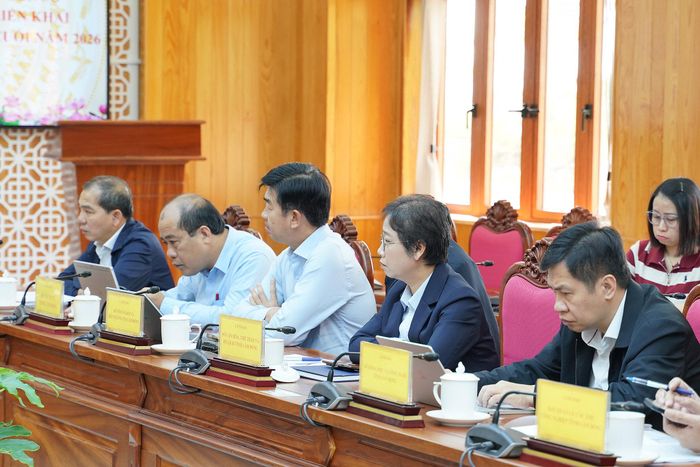 Các sở, ngành tham dự buổi làm việc