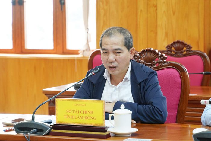 Giám đốc Sở Tài chính Lê Ngọc Tiến đề xuất trong quý IV/2026, Lâm Đồng cần phải tăng công suất các nhà máy, dự án đang vận hành để tăng sản lượng sản xuất ở lĩnh vực công nghiệp