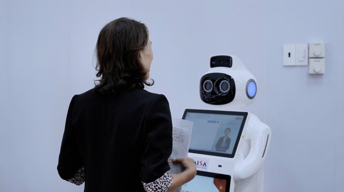 Việc đưa Robot AI vào hoạt động tại Trung tâm Phục vụ hành chính công nhằm góp phần hỗ trợ người dân tra cứu thông tin và thực hiện thủ tục hành chính nhanh chóng, thuận tiện, thân thiện hơn