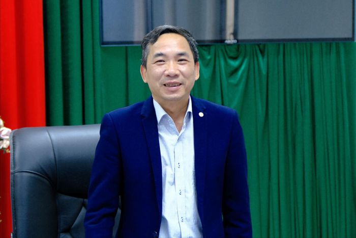 Đồng chí Hoàng Mạnh Thắng, Phó Trưởng Ban Tuyên giáo Tỉnh ủy phát biểu tại hội nghị
