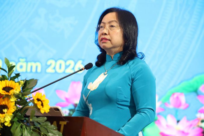 Đồng chí Thái Thu Xương, Phó Chủ tịch Tổng LĐLĐ Việt Nam phát biểu tại hội nghị