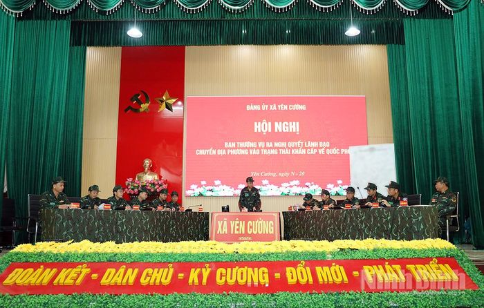 Hội nghị Ban Thường vụ ra Nghị quyết lãnh đạo chuyển địa phương vào trạng thái khẩn cấp về quốc phòng tại cuộc diễn tập.