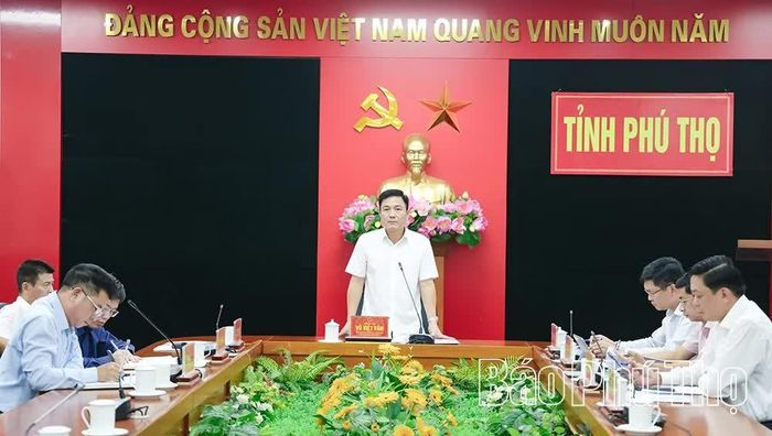 Toàn cảnh hội nghị.