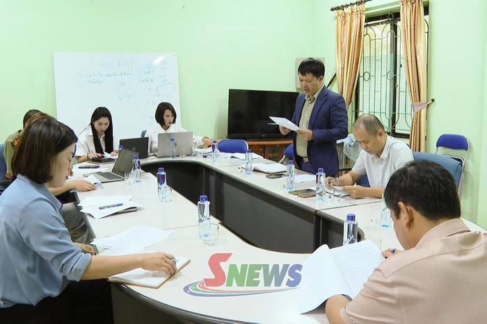 Lãnh đạo Nhà máy Tinh bột sắn Sơn La phát biểu tại buổi làm việc