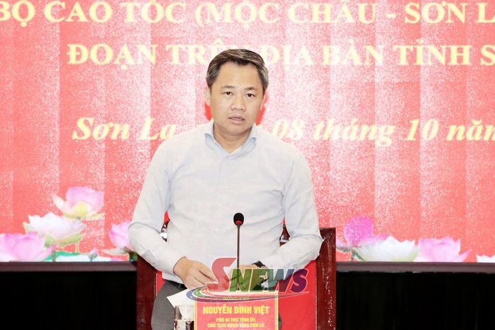 Đồng chí Nguyễn Đình Việt, Phó Bí thư Tỉnh uỷ, Chủ tịch UBND tỉnh, chủ trì cuộc làm việc.