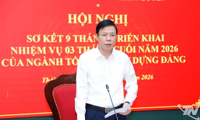 Đồng chí Dương Văn Tiến phát biểu kết luận Hội nghị.