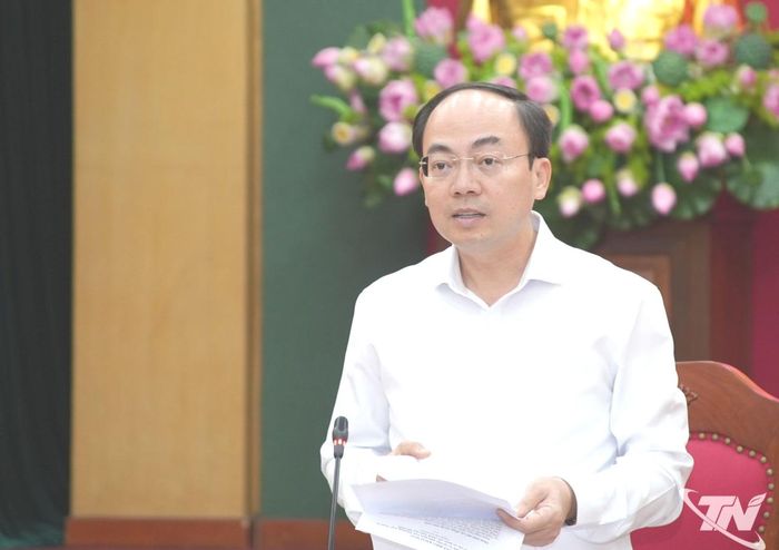 Đồng chí Phó Bí thư Thường trực Tỉnh ủy Nguyễn Đăng Bình phát biểu kết luận Hội nghị.