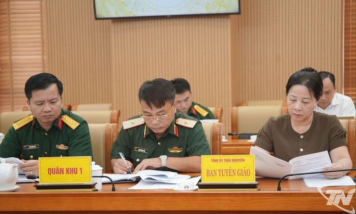Đại biểu dự Hội nghị.