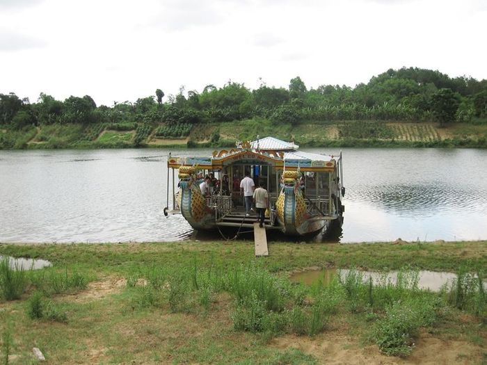 Bến đò Kim Ngọc... 
