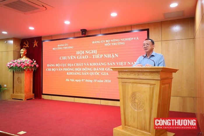 Đồng chí Ngô Hồng Giang, Phó Bí thư chuyên trách Đảng ủy Bộ Nông nghiệp và Môi trường nhấn mạnh việc chuyển giao này tạo ra sự phù hợp về mặt tổ chức sản xuất và chuỗi giá trị kinh tế