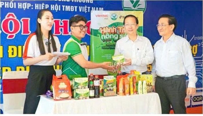 Thương mại điện tử giúp doanh nghiệp tiếp cận trực tiếp người tiêu dùng, nắm bắt thị hiếu từng phân khúc và linh hoạt điều chỉnh sản phẩm