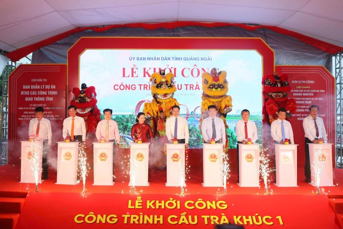 Quảng Ngãi chính thức khởi công xây dựng công trình sau thời gian dài chuẩn bị. (Ảnh: Lê Danh)