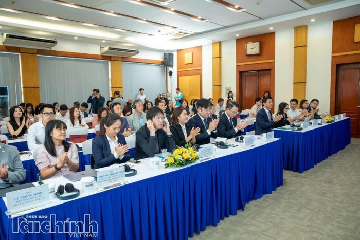 Tọa đàm thu hút đông đảo các hiệp hội, doanh nghiệp nước ngoài tham dự. Ảnh: Đức Thanh