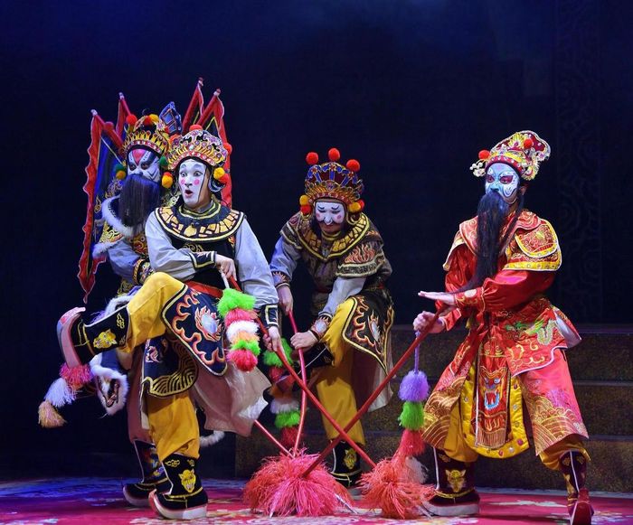 Trích đoạn “Ôn Đình chém Tá” trong chương trình tạp kỹ “Bí mật triều đại phép thuật”. Ảnh: Phạm Sỹ