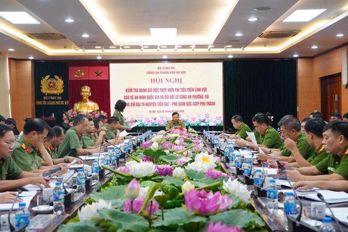 Toàn cảnh Hội nghị.
