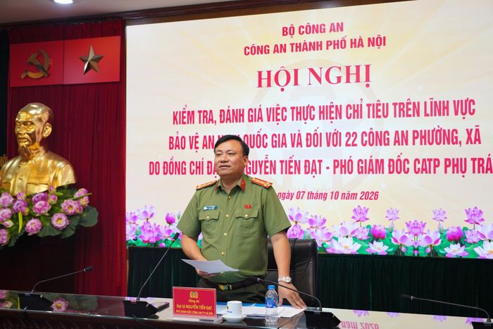 Đại tá Nguyễn Tiến Đạt, Ủy viên Ban Thường vụ Đảng ủy, Phó Giám đốc CATP phát biểu kết luận Hội nghị.