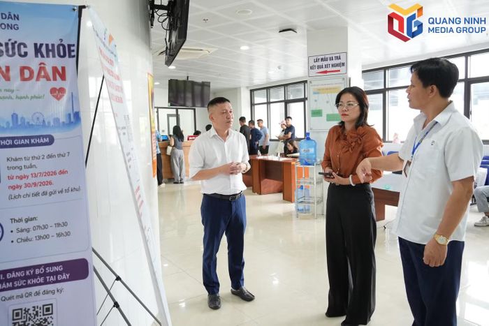 Ban Văn hoá - xã hội HĐND thành phố Quảng Ninh giám sát tại Trung tâm Kiểm soát bệnh tật thành phố