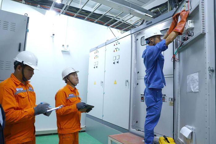 EVNSPC luôn phối hợp chặt chẽ với các chủ đầu tư, doanh nghiệp trong quá trình cung cấp điện