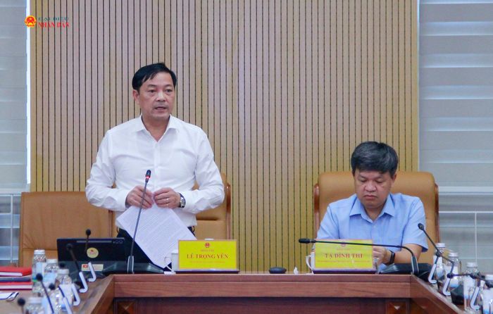 Thứ trưởng Bộ Nông nghiệp và Môi trường Lê Trọng Yên phát biểu tại hội nghị