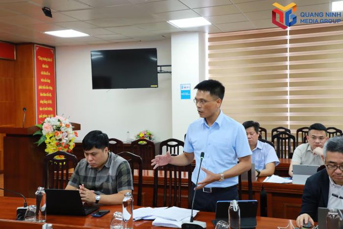 Đại biểu đóng góp ý kiến tại hội nghị.