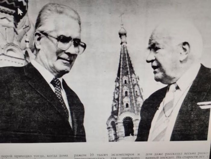 Đại tá tình báo Vasily Denisenko (trái) và Tướng Jean-Louis Jeanmaire