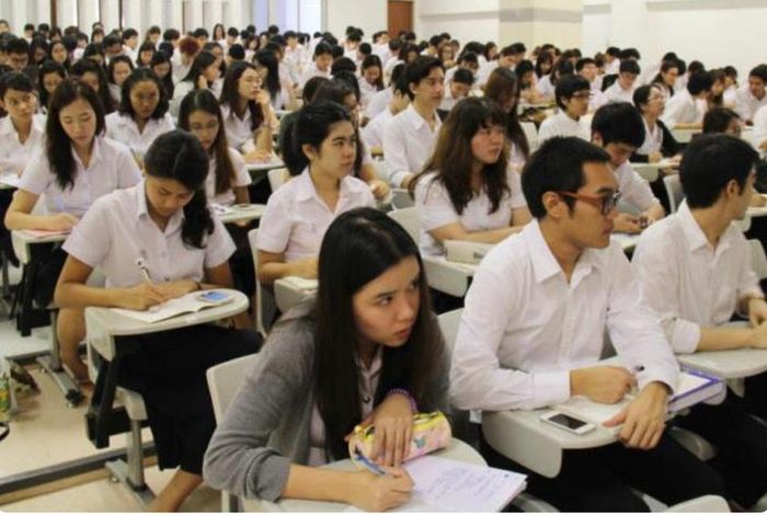 Sinh viên Thái Lan trong một giờ học. Ảnh: Bangkok Post