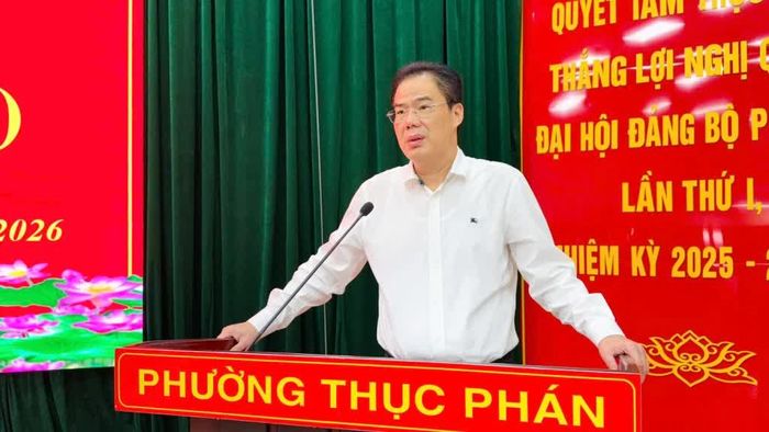 Phó Bí thư Tỉnh ủy, Chủ tịch Ủy ban MTTQ tỉnh Vũ Hồng Quang phát biểu chỉ đạo hội nghị.