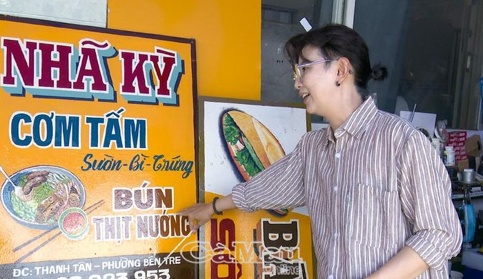 Đối với anh Vũ Phạm Ý Dĩ, mỗi bảng hiệu là một tác phẩm nghệ thuật mang nét riêng biệt.