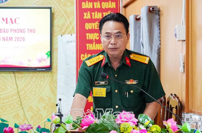  Đại tá Lý Văn Giúp, Phó Chỉ huy trưởng Bộ Chỉ huy Quân sự tỉnh Cà Mau, phát biểu chỉ đạo tại cuộc diễn tập.
