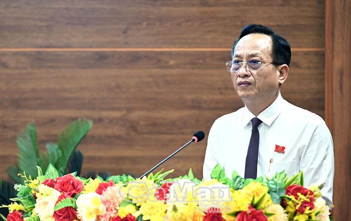  Đồng chí Phạm Văn Thiều, Phó Bí thư Tỉnh uỷ, Chủ tịch HĐND tỉnh, phát biểu bế mạc kỳ họp.