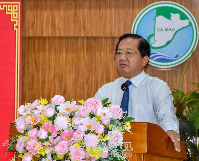 Đồng chí Lê Thanh Triều, Uỷ viên Ban Thường vụ Tỉnh uỷ, Phó Chủ tịch Thường trực Uỷ ban MTTQ Việt Nam tỉnh Cà Mau, phát biểu tại lễ ký kết.