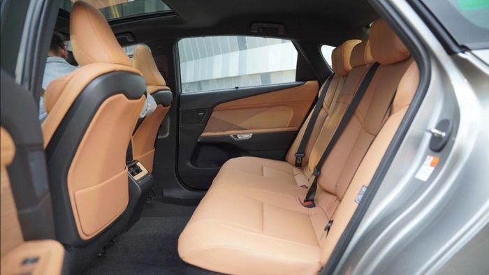 Thiết kế khoang nội thất của Lexus ES 2026. Ảnh: Lexus.