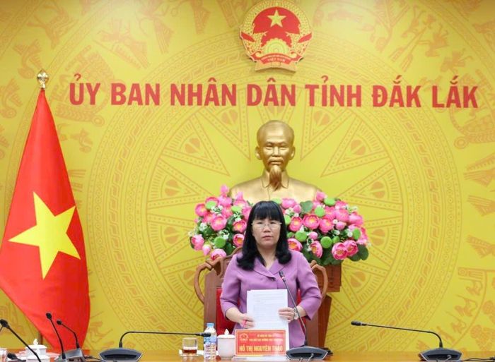  Phó Chủ tịch Thường trực UBND tỉnh Hồ Thị Nguyên Thảo kết luận cuộc họp. 