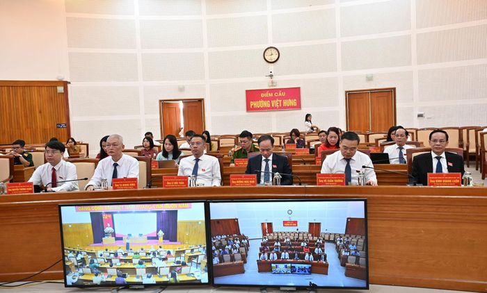 Đại biểu tham dự kỳ họp. Ảnh: PV