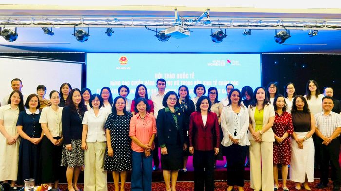 Các đại biểu tham dự chương trình. Ảnh: Thu Ngân